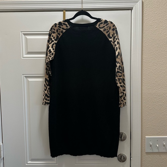 Black Leopard Animal Print Long Sleeve Sweater Dress size 1X - Picture 3 of 11